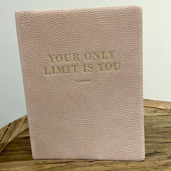 Estradivarius Other - Estradivarius Planner